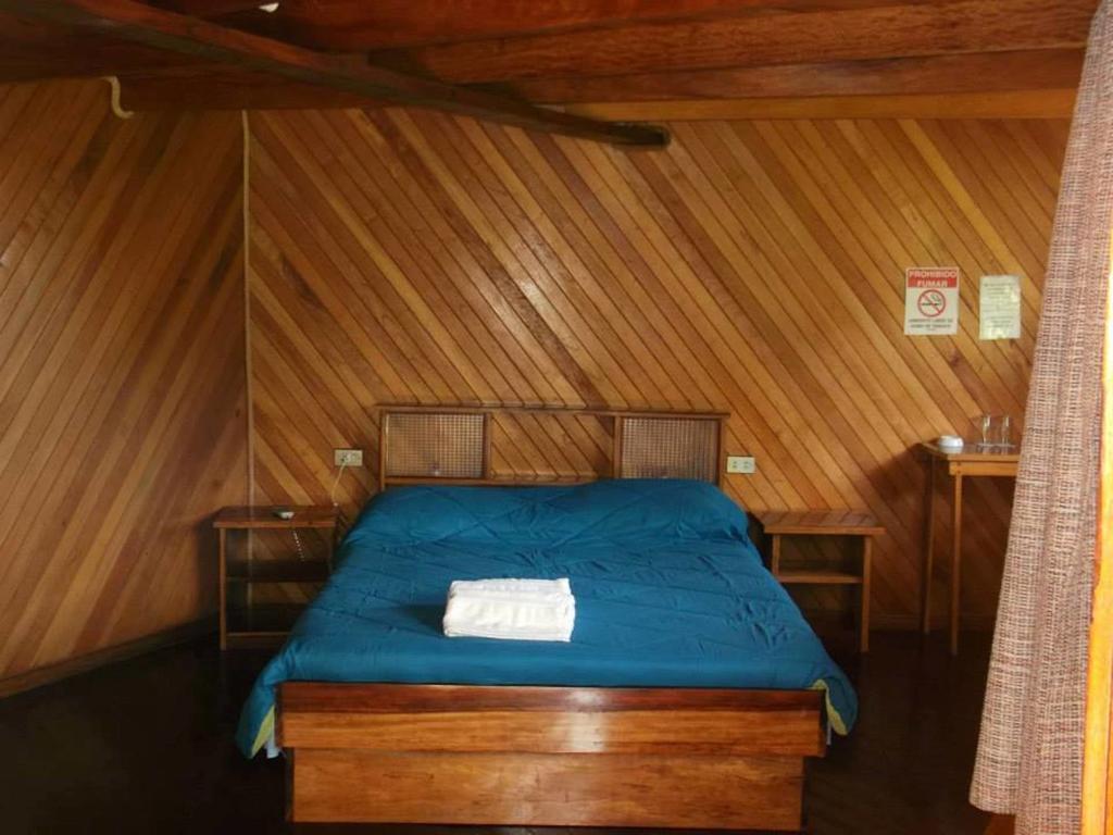 Hotel Las Fresas Del Volcan Poas Sabana Redonda Номер фото